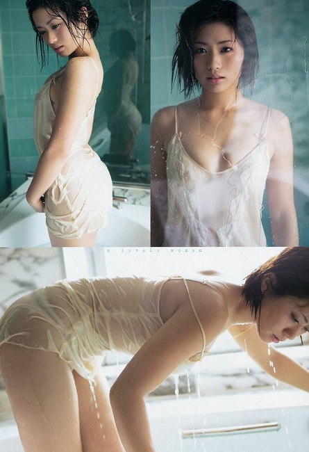 安枝瞳 レースクイーン・モデルの色白ボディがエロい画像 22