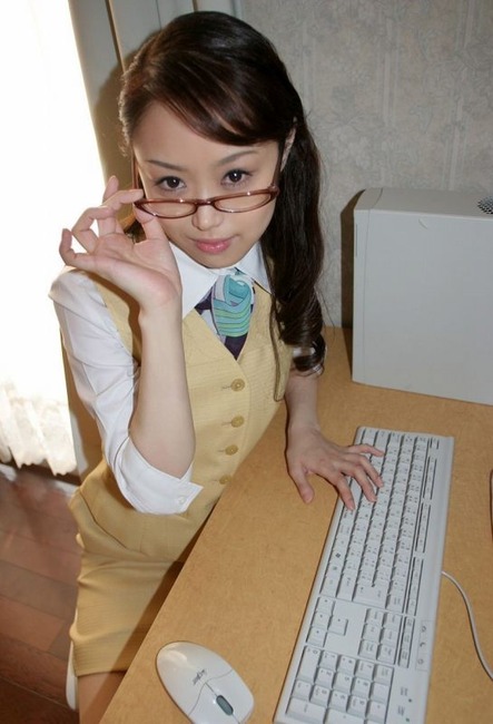 M男が喜ぶドSな女の子のエロ画像30枚 19