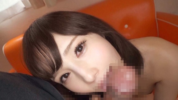 パイパンビッチでH大好きな素人をハメ撮り 5