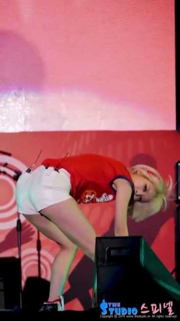 韓流アイドルＡＯＡチョアのホットパンツ+生足がエロい画像まとめ 14