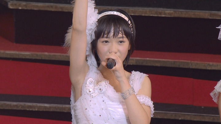 腋の汚いアイドルに興奮するんだけど画像ください 25