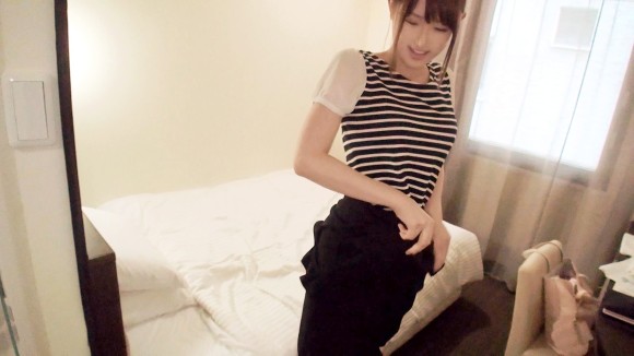 恥ずかしがり屋な素人女子大生を捕まえてハメ撮り 5