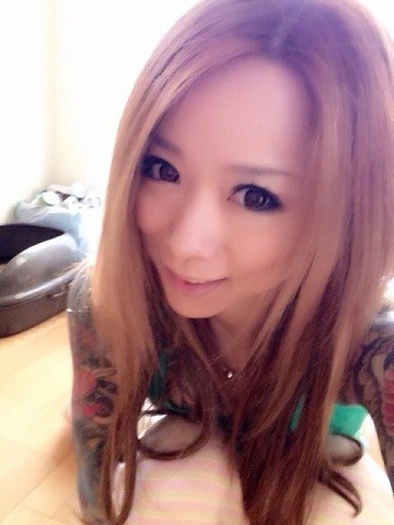 俺氏、援交した女が美人局じゃねえのかと心配なった瞬間がコチラｗｗｗｗｗ（入れ墨女・画像あり） 10