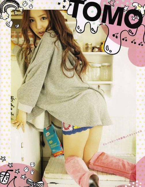 AKB48板野友美・ともちんのエロ画像32枚 16