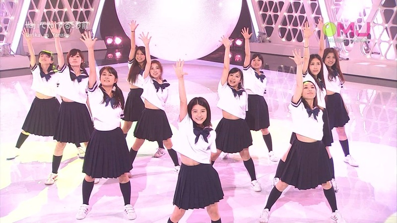 へそ出してるアイドルのエロキャプ画像ください！ 18
