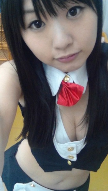AV女優のつぼみが生理ナプキンのようなパンツを履いて自撮りしてるｗ 3