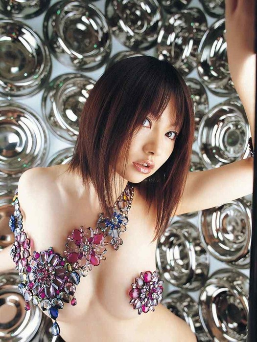 乳首だけ隠れてるHな水着、着エロ画像40枚 17