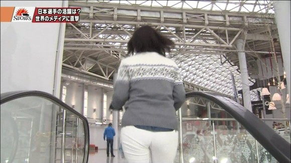 ソチオリンピック中継で杉浦友紀女子アナの尻がエロいキャプ画像まとめ 11