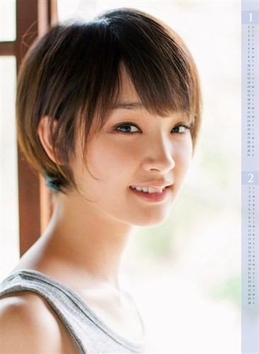 【画像】お前らこれを見ても剛力彩芽がブスって言えるの？ 47