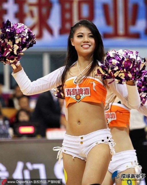 台湾チアリーダーのパンチラや胸チラがエロい画像35枚 16