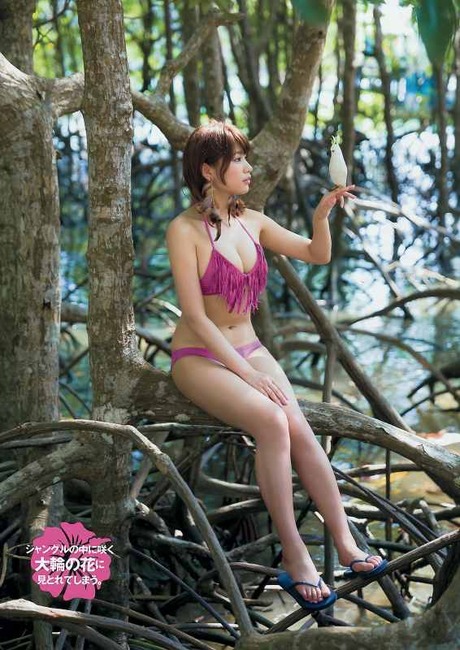 久松郁実(18)ファッションモデルのグラビア画像 4
