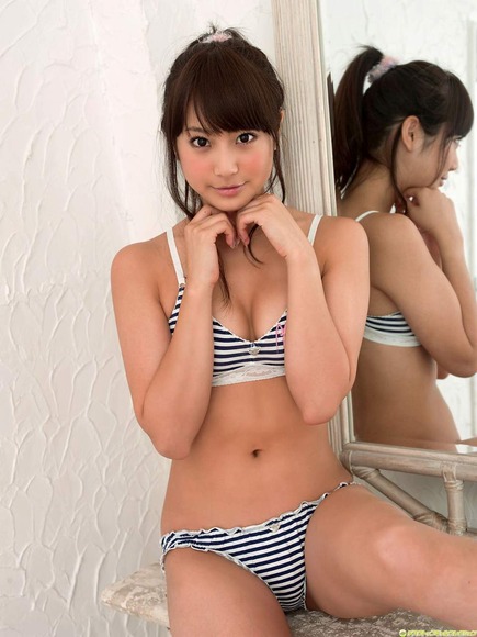 麻倉みな お天気お姉さんのエロ画像 24