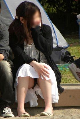 暖かくなってきたので素人のパンチラ盗撮エロ画像まとめ30枚 2