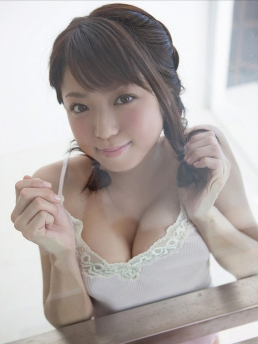 人気美巨乳アイドルの抜けるエロ画像40枚 28