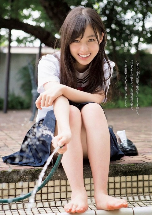橋本環奈ちゃんの透明感のある魅力的な画像 13