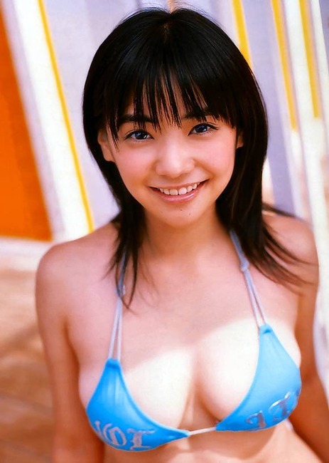 倉科カナ(23)の巨乳おっぱいを揉みたくなるエロ画像 17