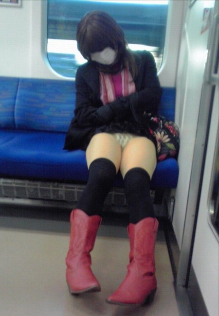 素人ギャルや電車内で取られたエロ画像まとめ 7