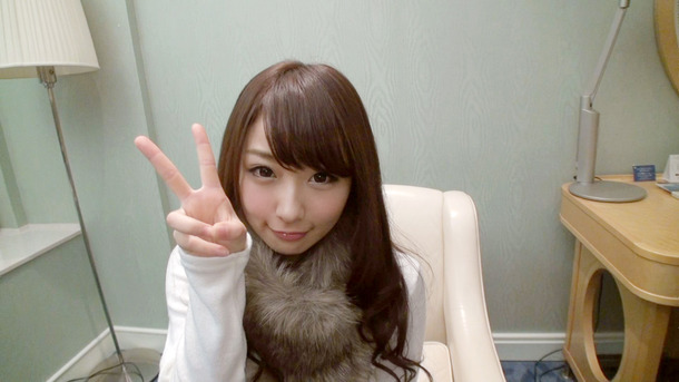 20歳素人OLに手マン、騎乗位セックスを楽しんでるエロ画像　【動画あり】 3
