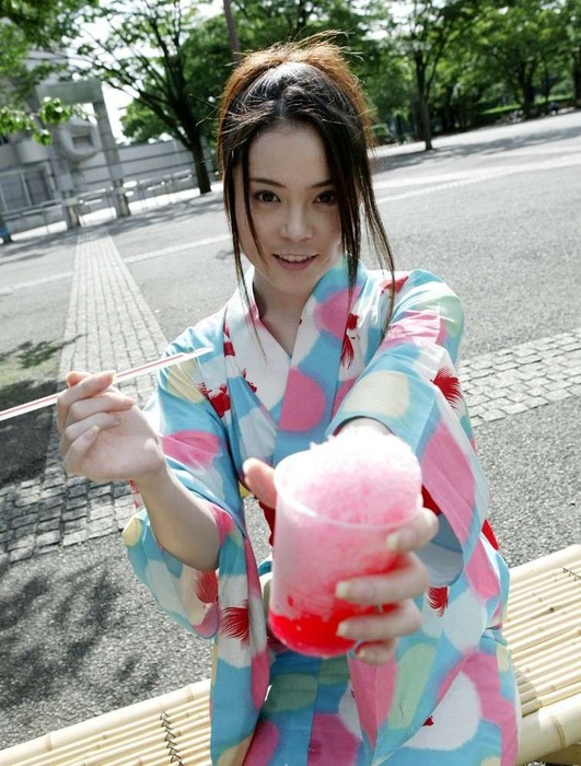 和服・着物着てる女の子の画像ください 4