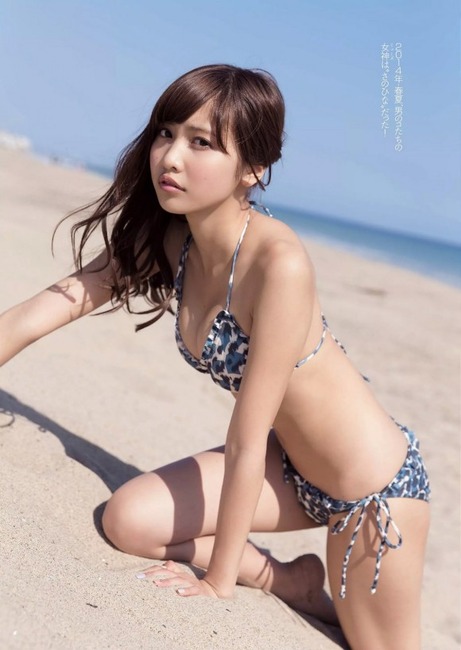 佐野ひなこが鉄拳7のコスプレで黒ニーソがエロい画像 22