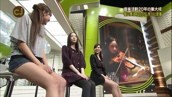 『ごきげんよう』 アイドルのパンチラやエロ下着画像など　エロキャプ画像40枚 22