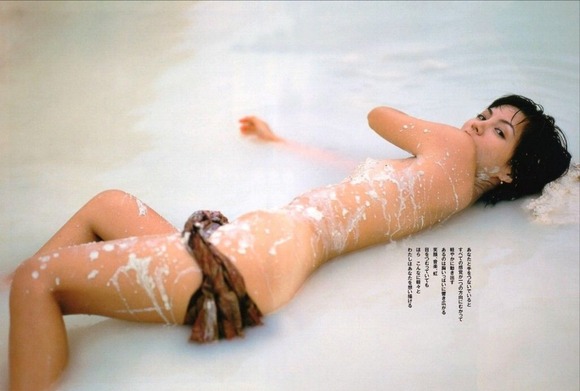吉本多香美　女優のセミヌードがエロい画像まとめ 2