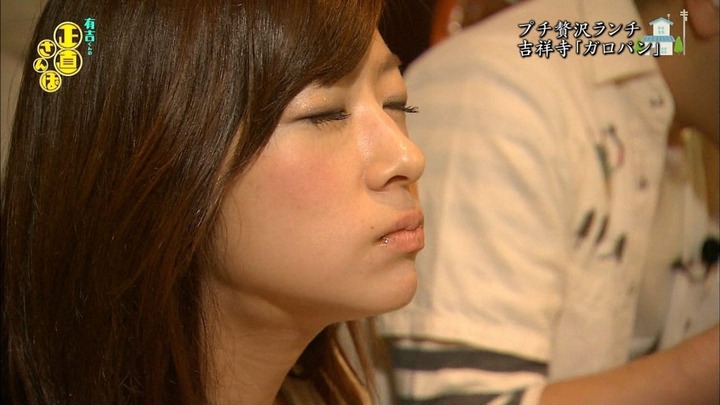 女子アナ達がフェラしてるように見えちゃうエロキャプ画像 11