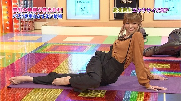 今夜のおかずにしたいアッキーナのエロ画像35枚 12