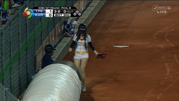 台湾人のボールガールがエロい画像まとめ 21