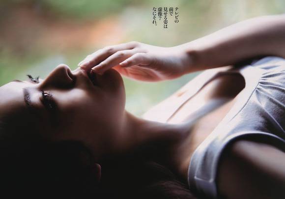 貫地谷しほり(25)女優の着衣巨乳がエロい画像まとめ 4