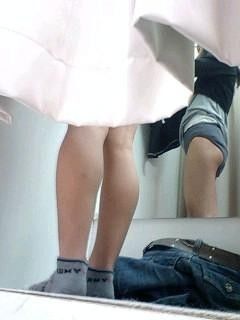 【素人着替え盗撮エロ画像】トイレ・試着室・更衣室・お風呂場脱衣所…危険がいっぱいｗｗｗｗｗｗ 20