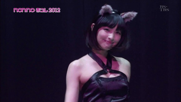 日南響子　モデルが猫耳ミニスカ姿で歌ってるエロ画像30枚 1