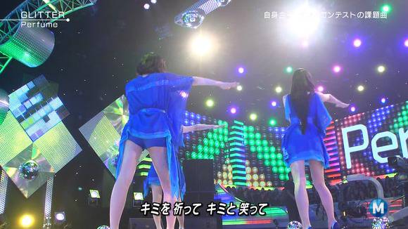 MステでPerfumeの生足がエロいキャプ画像30枚 7