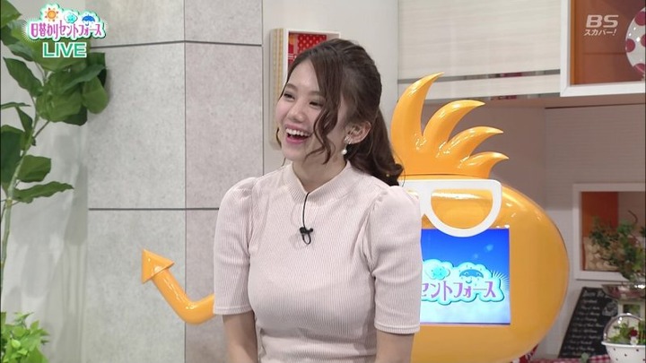 カメラにケツを向けて怒られてるエロキャプ画像他30枚 20
