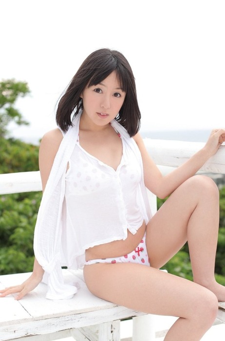 七海なな（ななうみなな)引退したAV女優の抜けるエロ画像 5