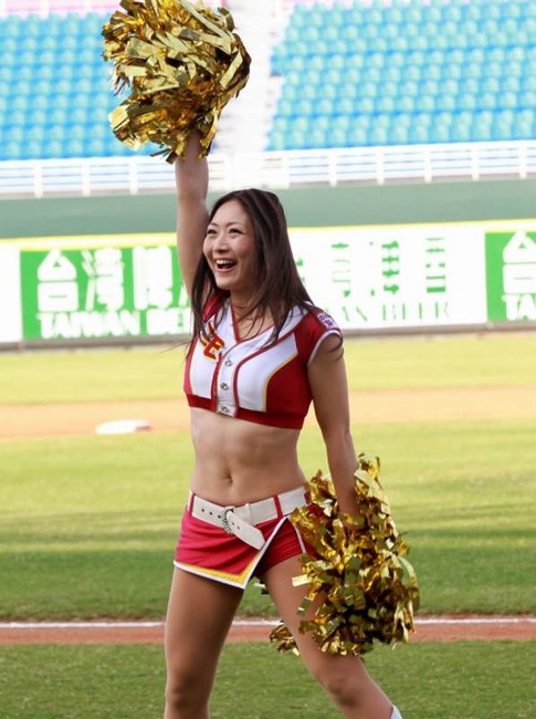 楽天イーグルスのチアリーダーがエロ可愛すぎる　画像30枚 2