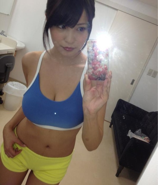 【画像100枚】岸明日香とかいうぐうエロムチムチおっぱいドロリッチｗｗｗｗｗｗｗ 71