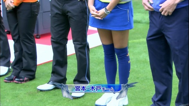 TVでやってたパンチラ胸チラなどお宝エロ画像50枚 27