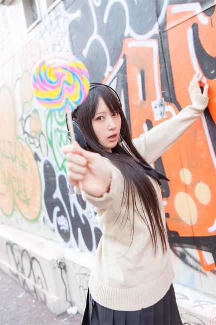 【画像】メンヘラっぽい女の子の画像が集まるスレ 31
