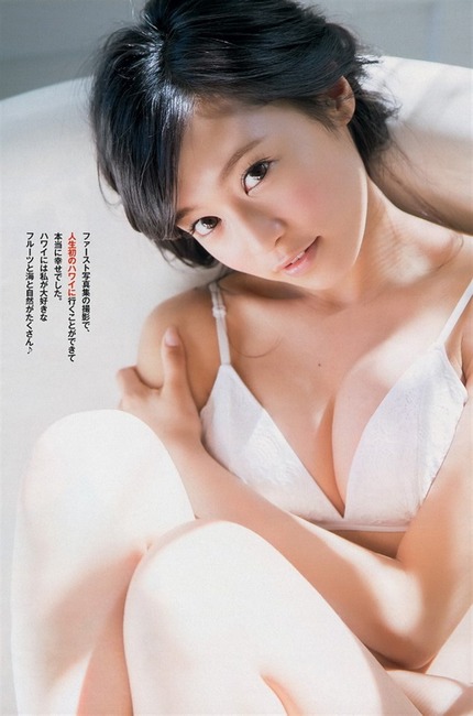 小島瑠璃子の腋にペロペロしたくなるエロ画像 8
