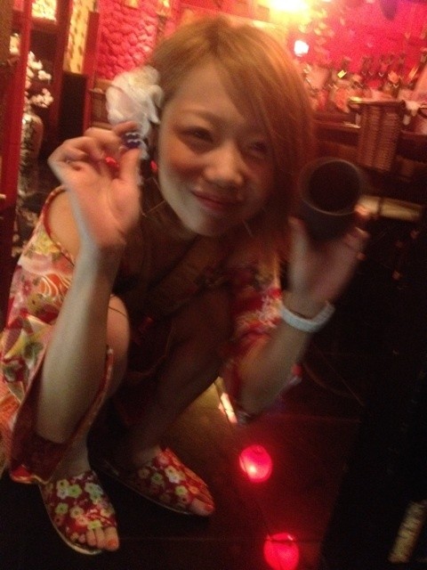 花魁系のセクシー居酒屋で働く素人娘のエロ画像が大量にうｐされてるぞｗｗｗｗｗ 22