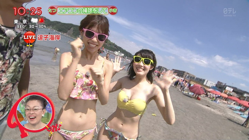 お天気お姉さんの窪真理と原田ゆかの水着キャプ画像 5