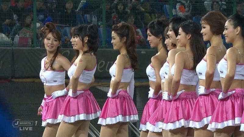 アイドルの水着や太ももがエロいお宝キャプ画像まとめ 13