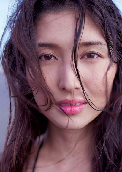 橋本マナミ（30）の横乳がエロい画像まとめ80枚 49