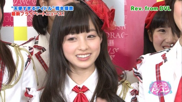 橋本環奈さんがライブ中にパンチラしてるエロ画像50枚 9