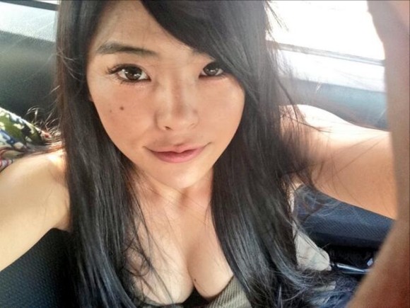 片桐えりりか　Eカップ巨乳AV女優が手ブラしてる自撮りエロ写メ・画像まとめ30枚 24