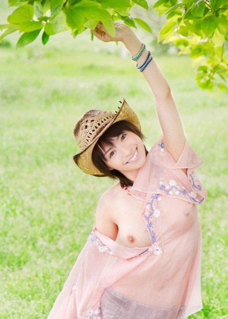 タレ目が可愛い星美りかとコスプレセックスしたくなるエロ画像 77