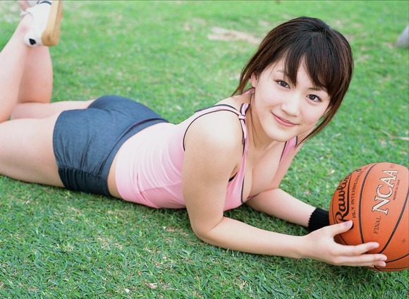 綾瀬はるか　女優のエロい水着画像 13