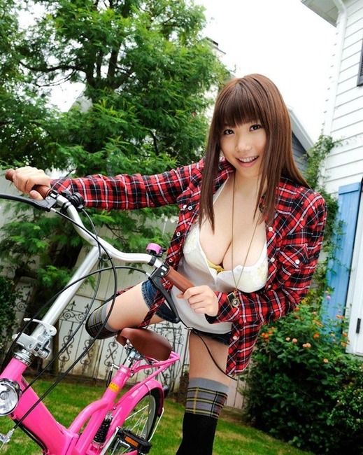 上原保奈美　巨乳AV女優の自撮りエロ写メ・コスプレ画像35枚 20