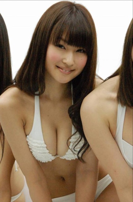 仁藤みさき　Hカップ巨乳グラドルのエロ画像30枚 21